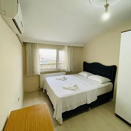 Aparthotel Deluxe 3*